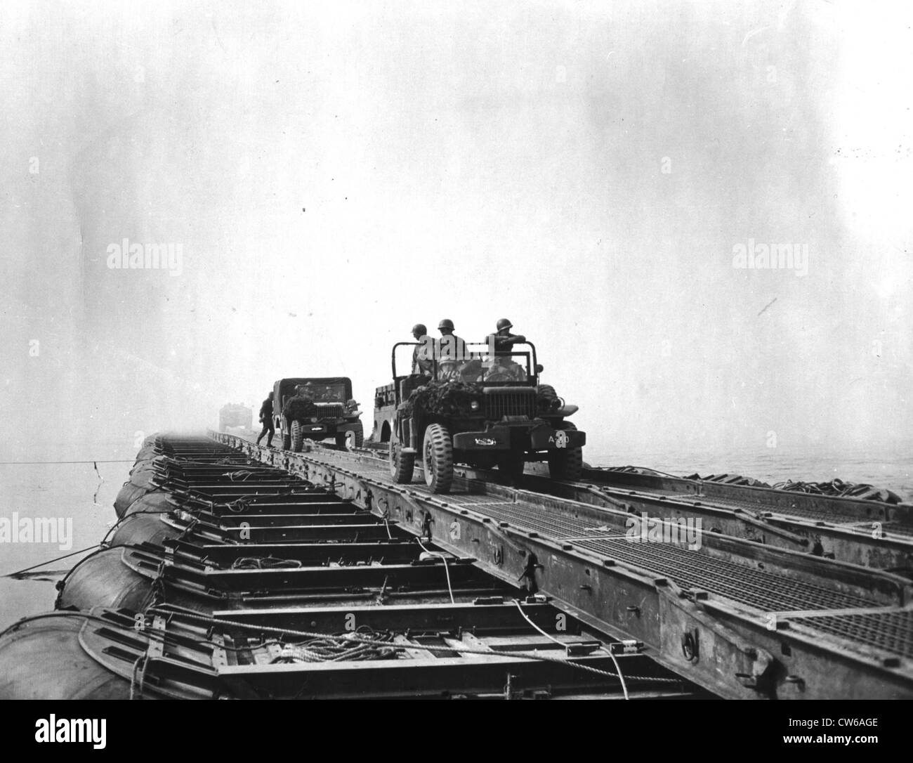 U.S enginneers bridge the Rhine (March 25, 1945) Stock Photo