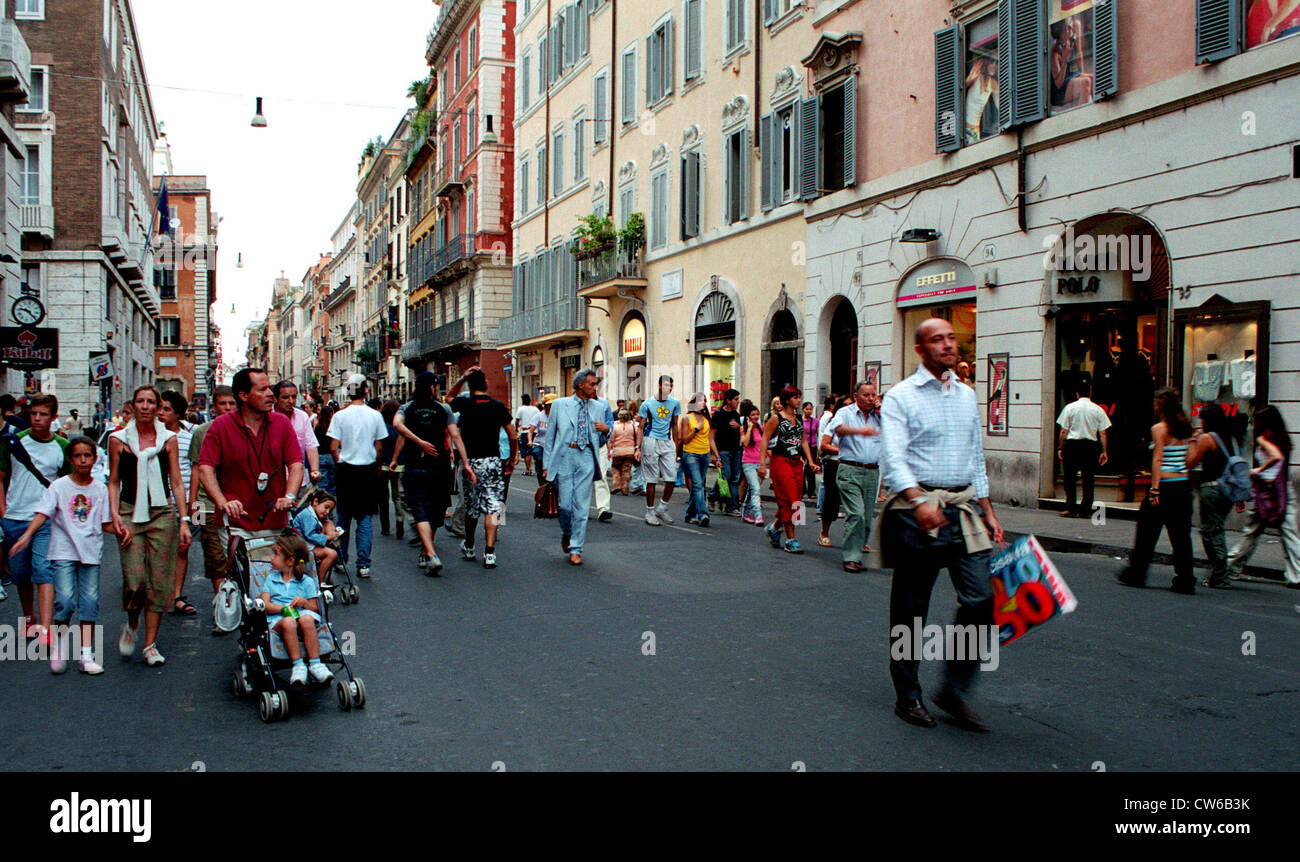 Rome, the business street Via del Corso Stock Photo - Alamy