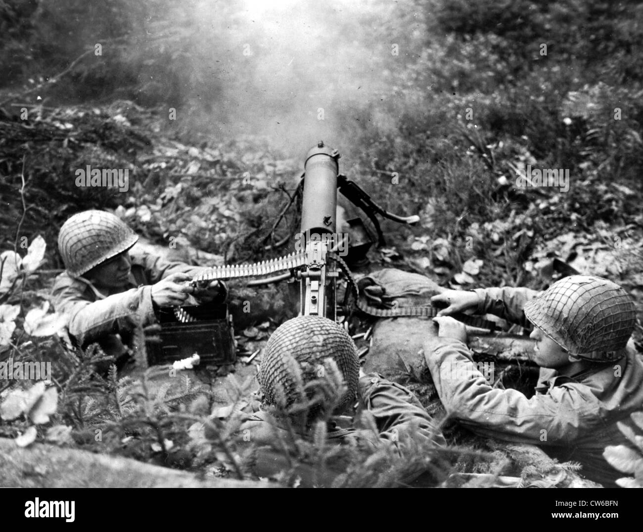 American machine gun crew open fires in Germany (Autumn 1944 Stock
