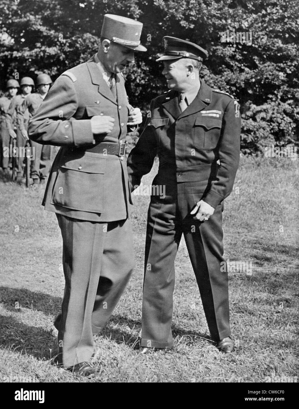 Allied Commanders chat together in  France, August 21, 1944. Stock Photo