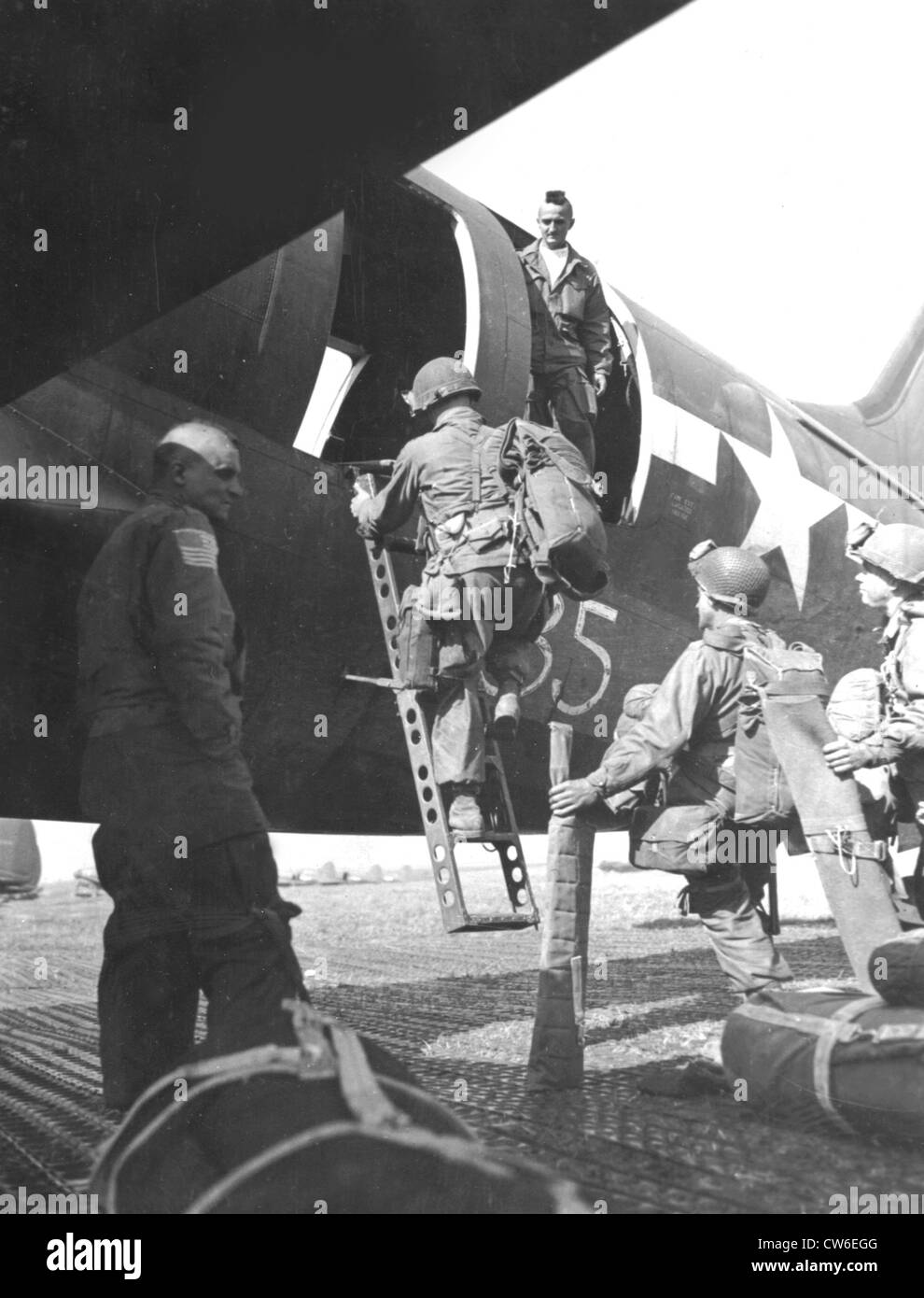 American military aviation equipment Black and White Stock Photos ...