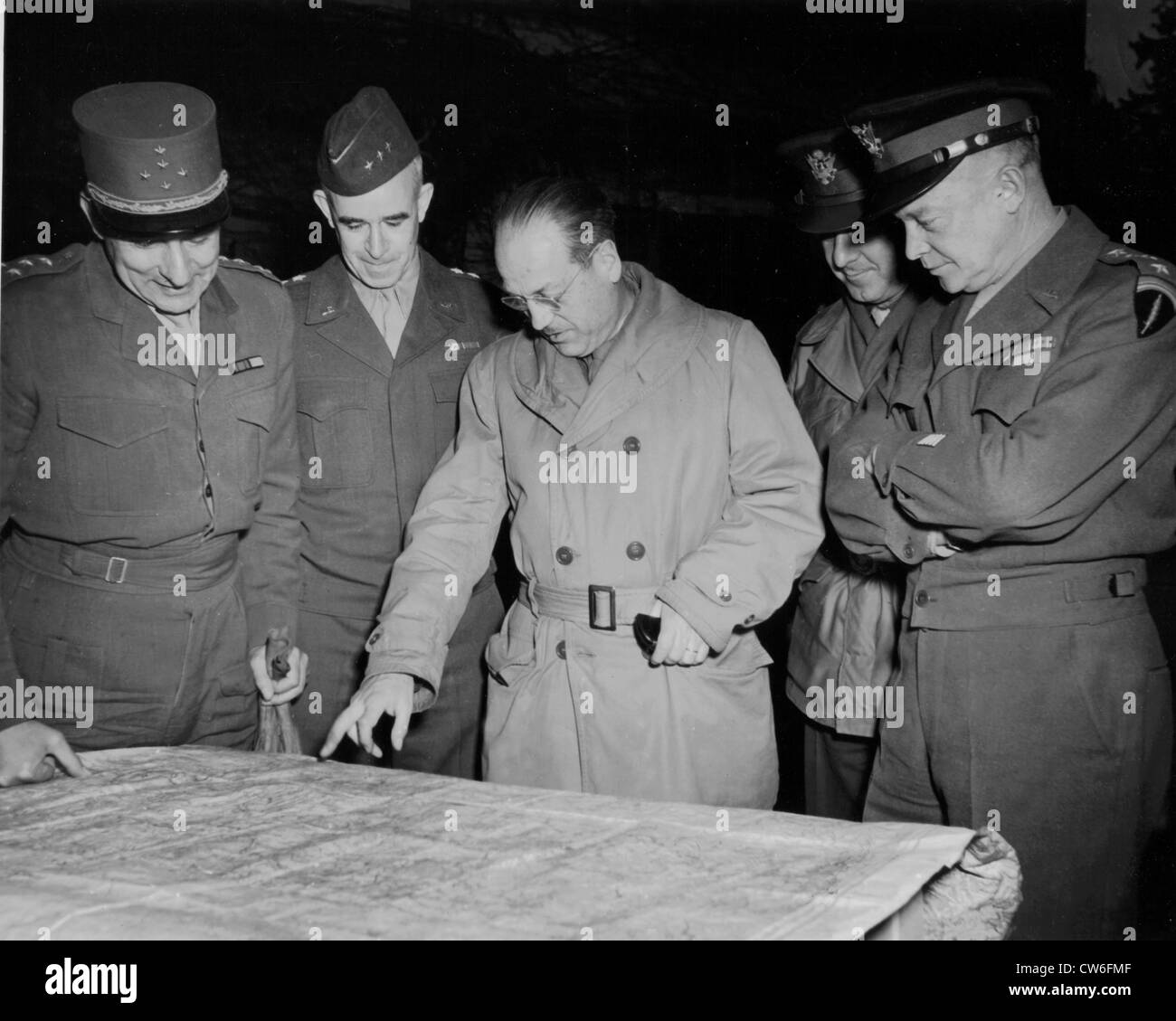Ranking Allied leaders watch a war map  in France (November 25, 1944) Stock Photo