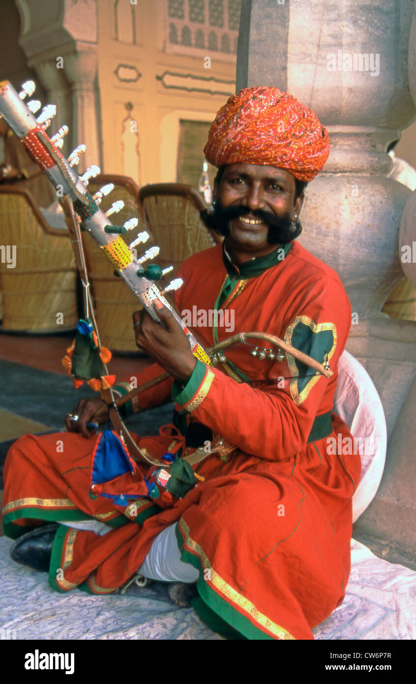 Sitar player hires stock photography and images Alamy