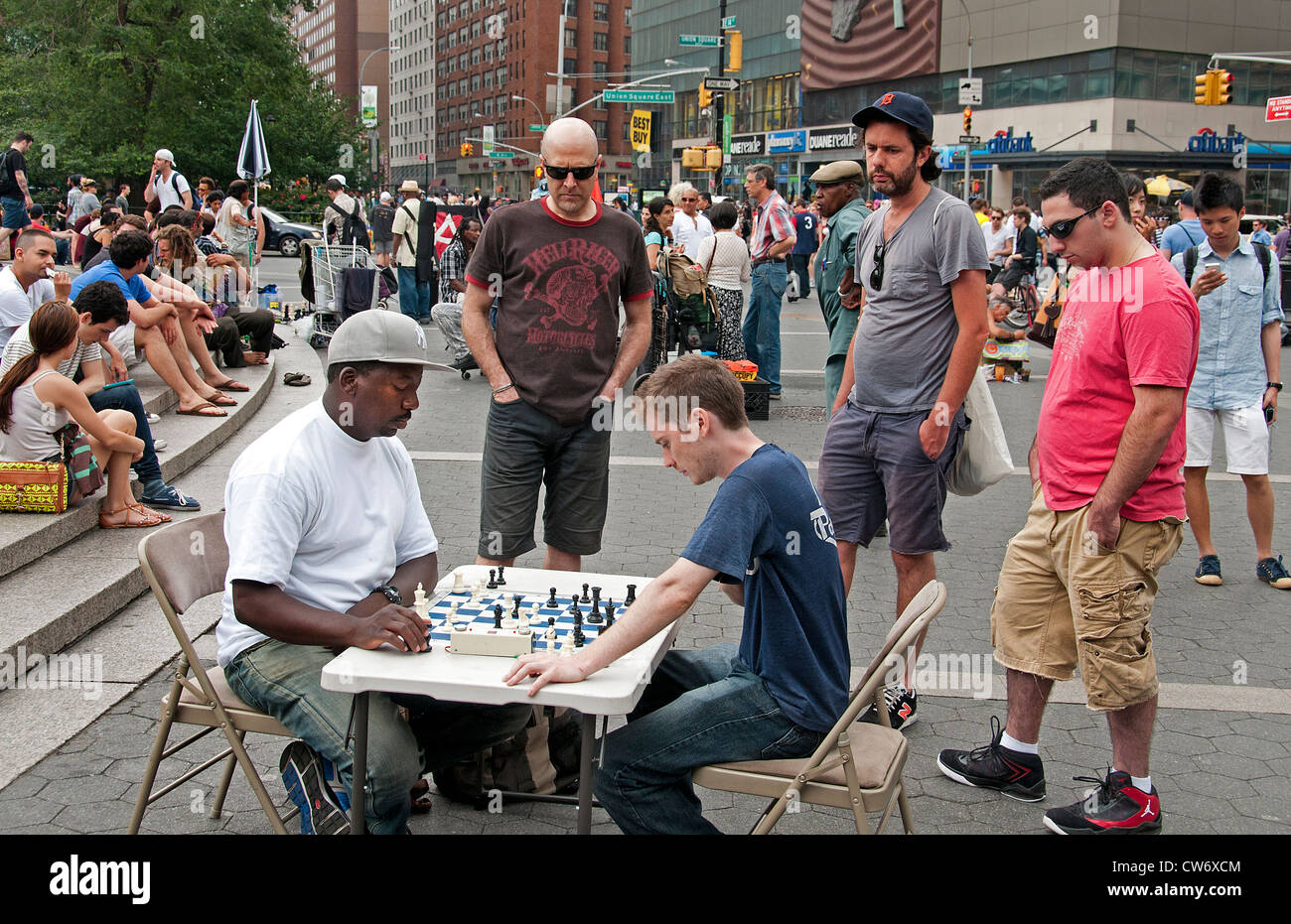 Chess game in Union Square Park in New York City played with life size  pieces Stock Photo - Alamy