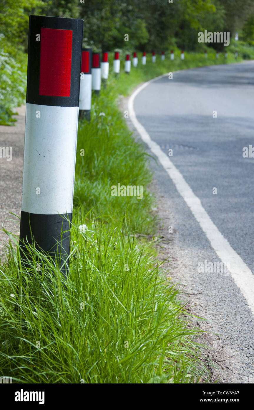 Road marker post with reflectors hi-res stock photography and images - Alamy
