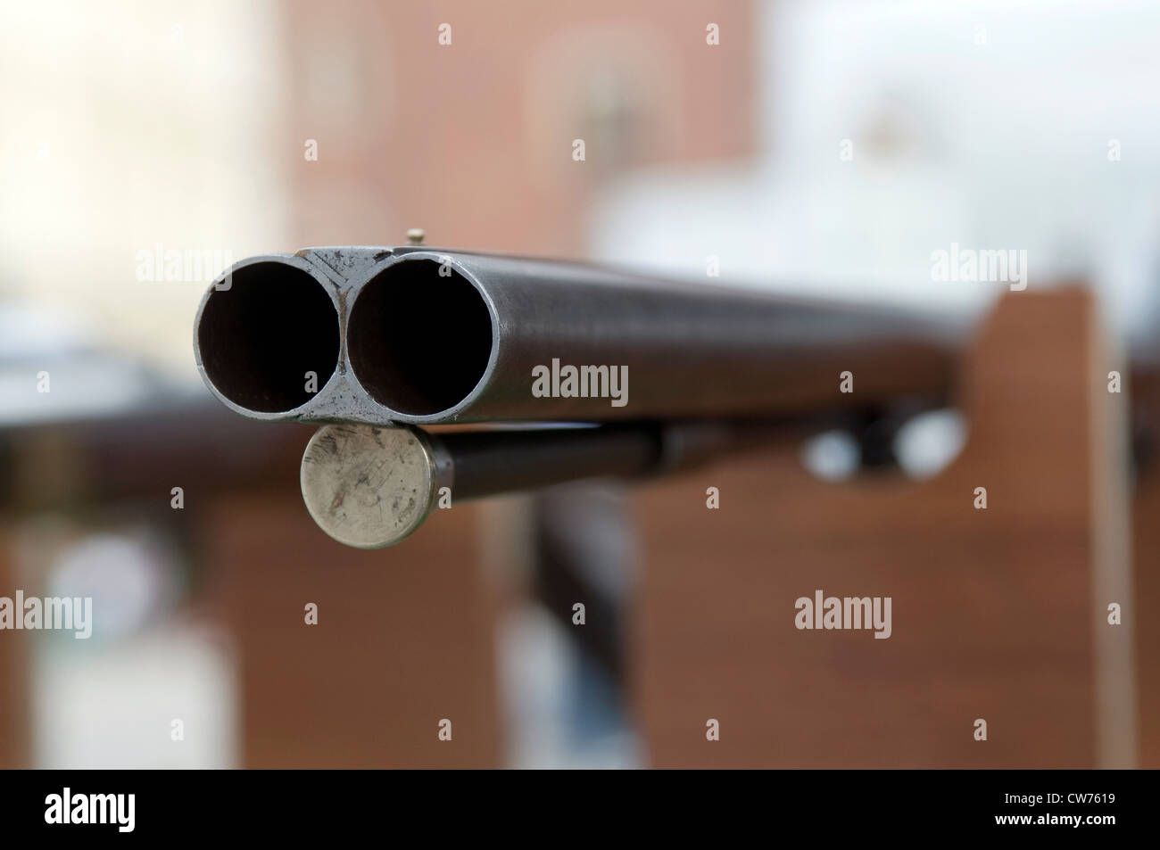 Gun muzzle hires stock photography and images Alamy