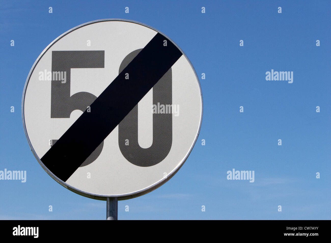 50 kmh hi-res stock photography and images - Alamy