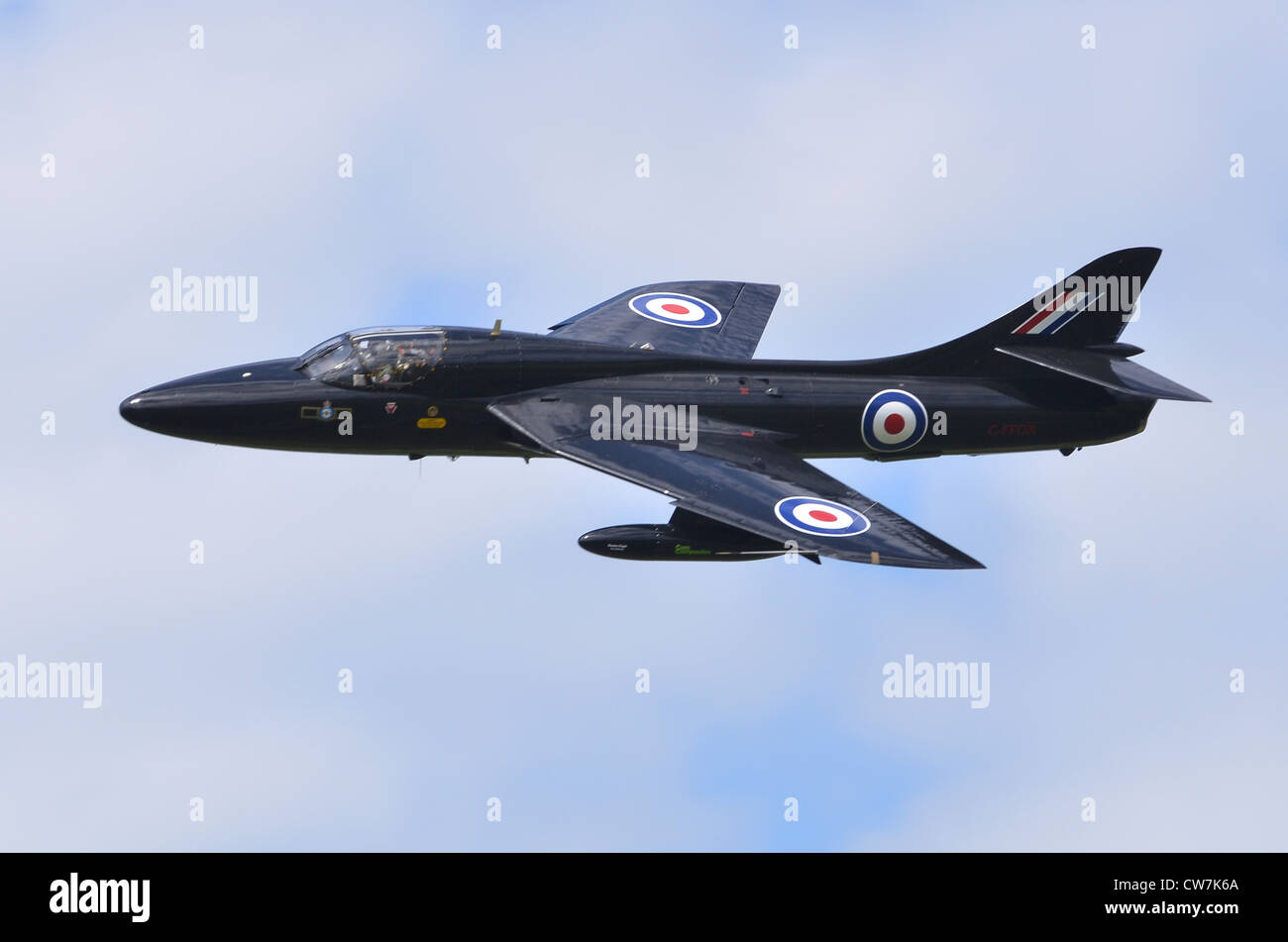 Hawker Hunter T7aircraft in the markings of 111 Squadron, RAF, making a fast flypast at RAF Fairford Stock Photo