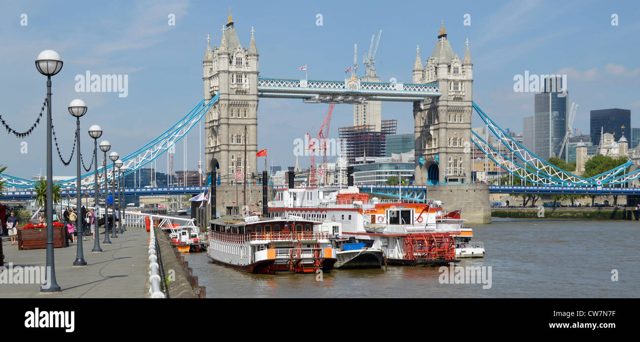 Paddle Boats Boat Stock Photos &amp; Paddle Boats Boat Stock ...