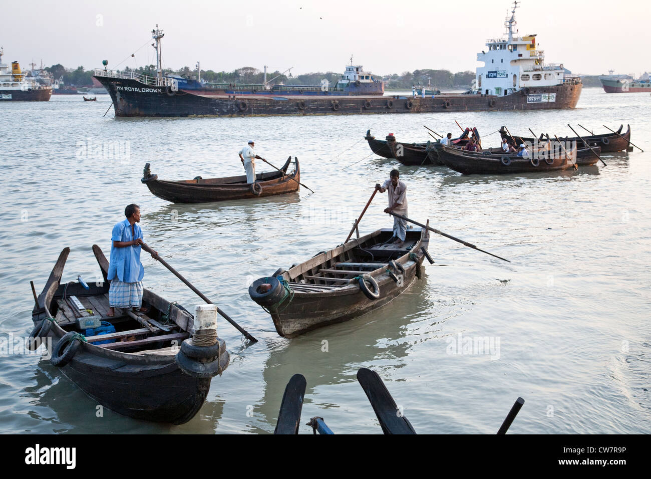 Boats on Karnaphuli River in Sadarghat port area of Chittagong ...