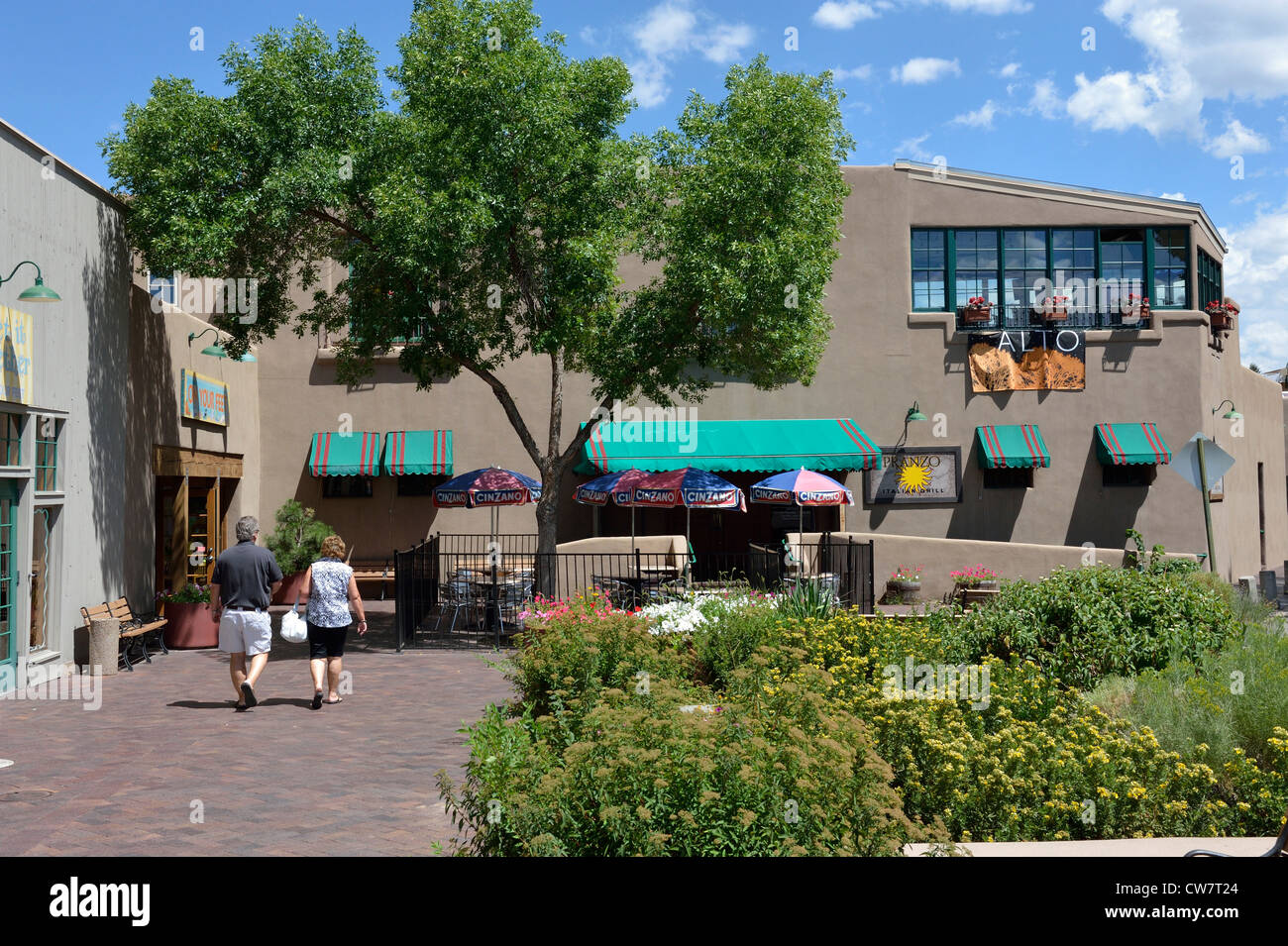 Sanbusco Shopping Center Santa Fe New Mexico USA Stock Photo - Alamy