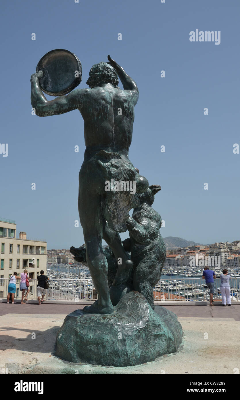 Tambourine and bear statue, Vieux-Port de Marseille (old port), Marseille, Bouches-du-Rhône, Provence-Alpes-Côte d'Azur, France Stock Photo