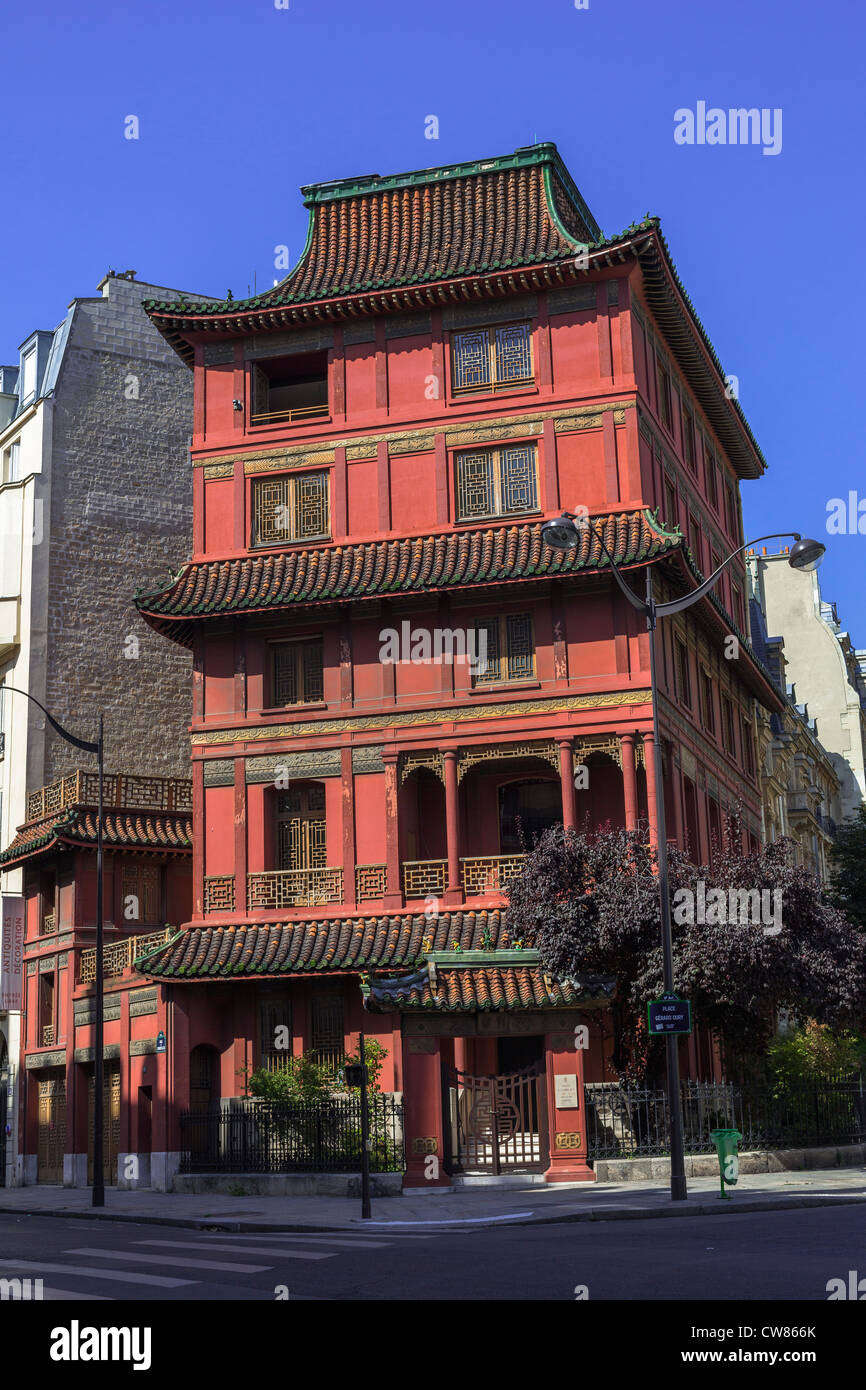 The Loo House Pagoda in the 8th district, Paris, Ile de France, France, Europe, EU Stock Photo