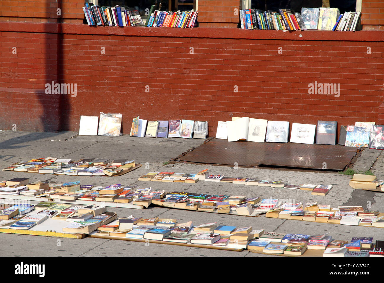 Second hand books on sale in a street of Toronto Stock Photo Alamy