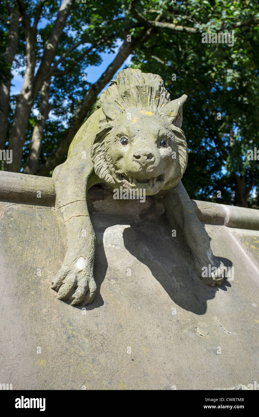 The Animal Wall Bute Park Cardiff Stock Photo Alamy
