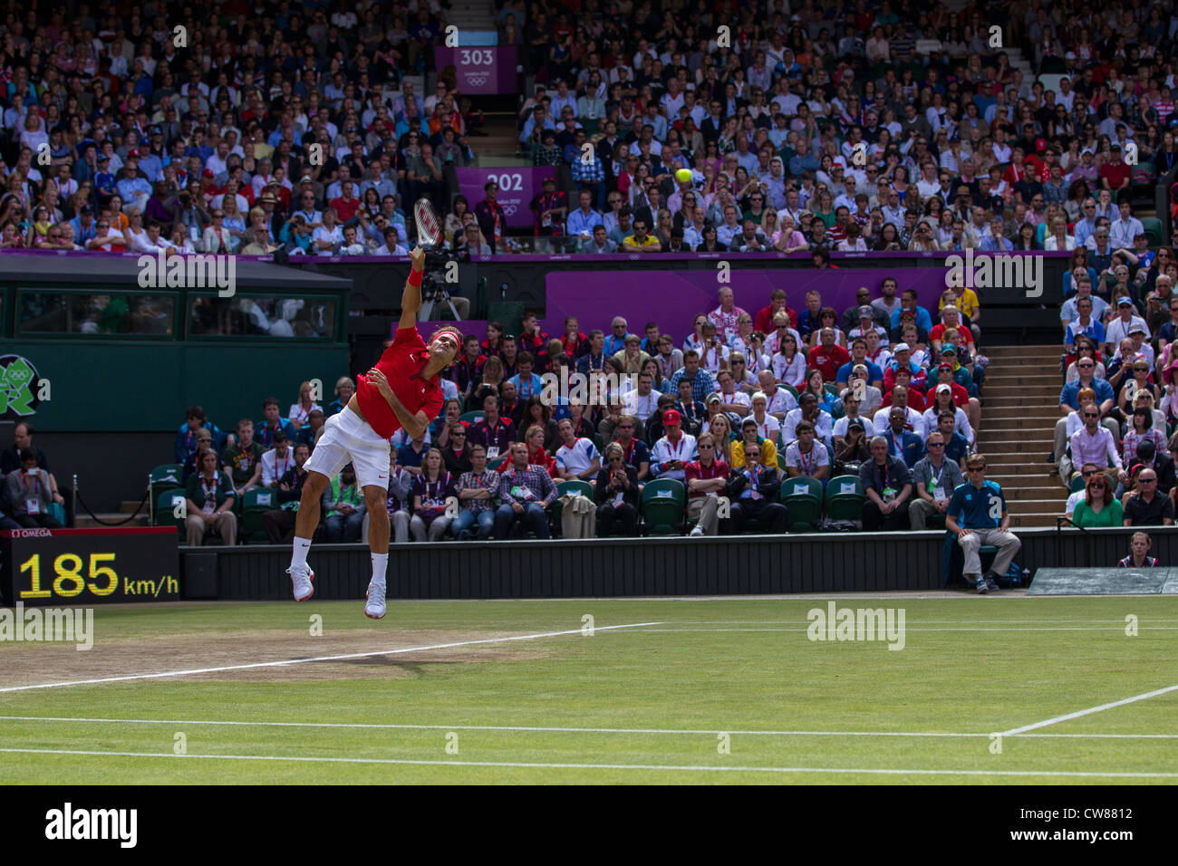 Roger federer olympics medal hi-res stock photography and images - Alamy