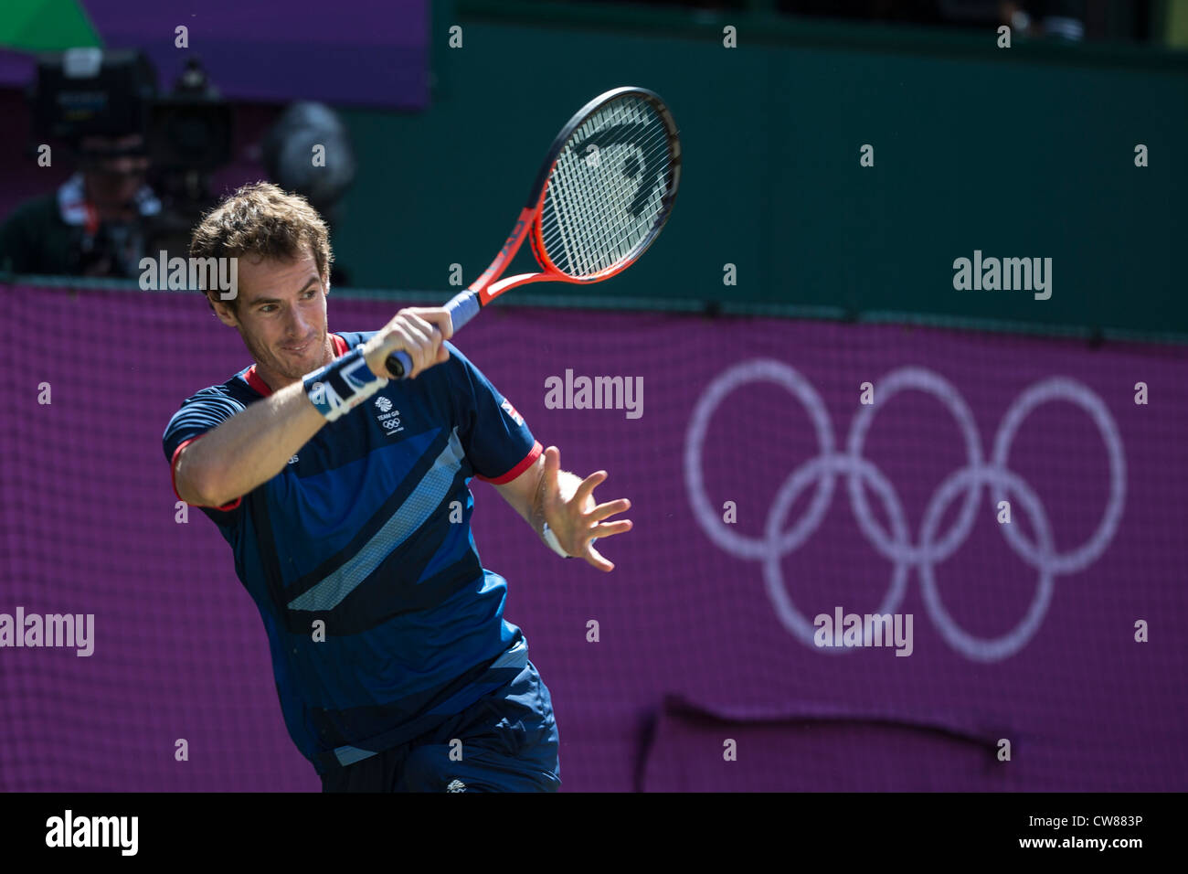 Andy Murray (GBR) wins the gold medal in the Men's Tennis Final at the  Olympic Summer Games, London 2012 Stock Photo - Alamy