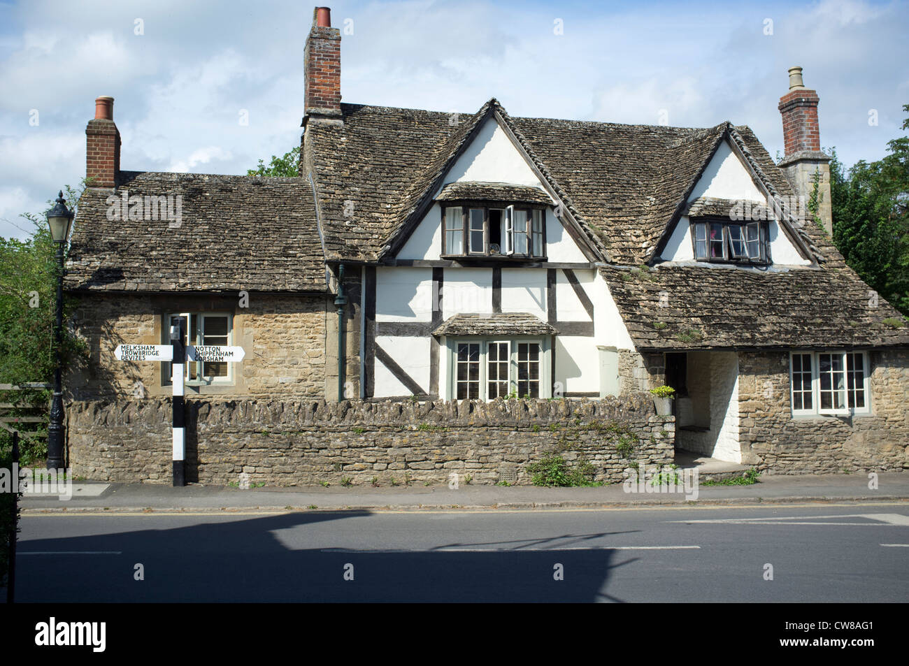 Lacock Village In Wiltshire England Hi-res Stock Photography And Images ...