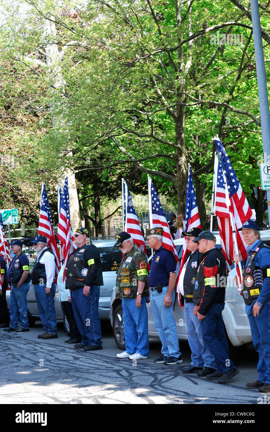 Veterans of other US wars form honor guard Stock Photo Alamy