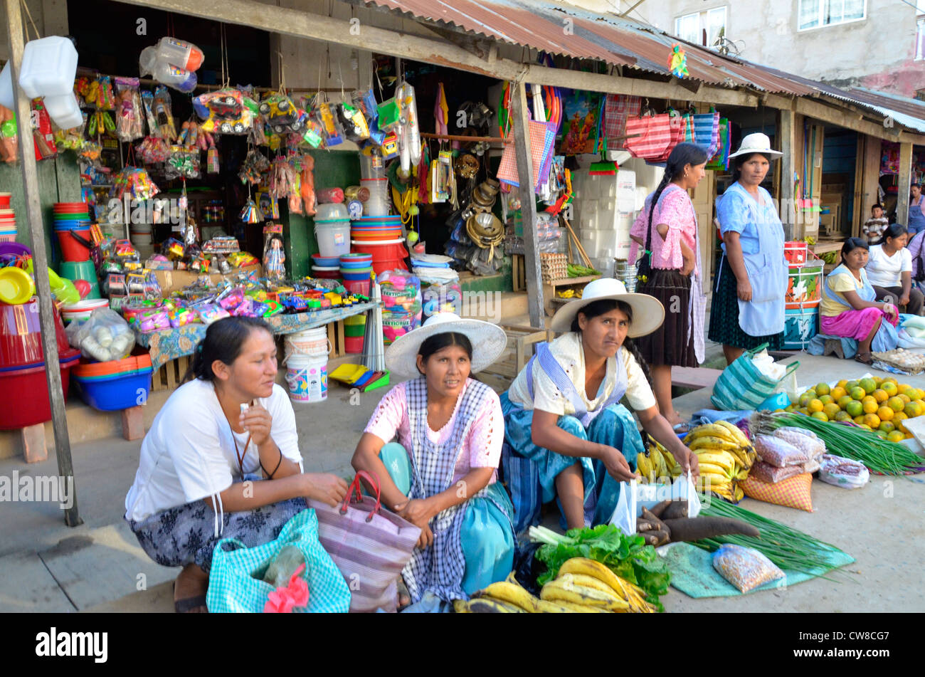 Rurrenabaque, Beni river, Bolivia. Sunday morning street market Stock Photo