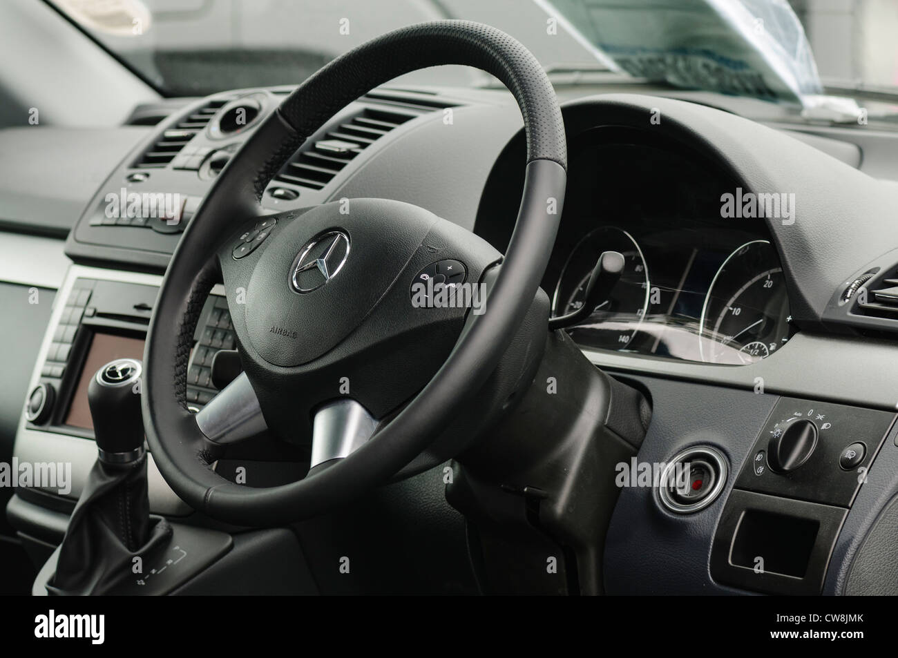 Mercedes Sprinter: Feines Cockpit