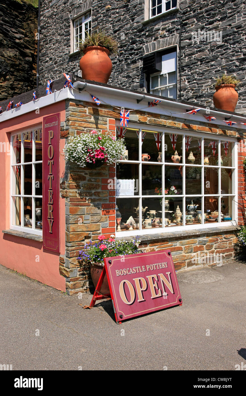 The boscastle pottery shop hires stock photography and images Alamy