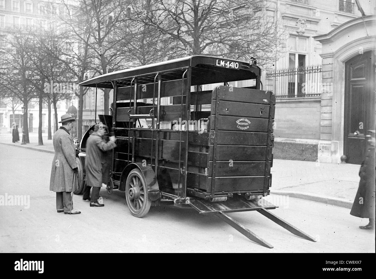 Revue Military Modelling Avril 1984 – WW1 Horse Ambulance / Chieftain A.V.L.B – Occasion