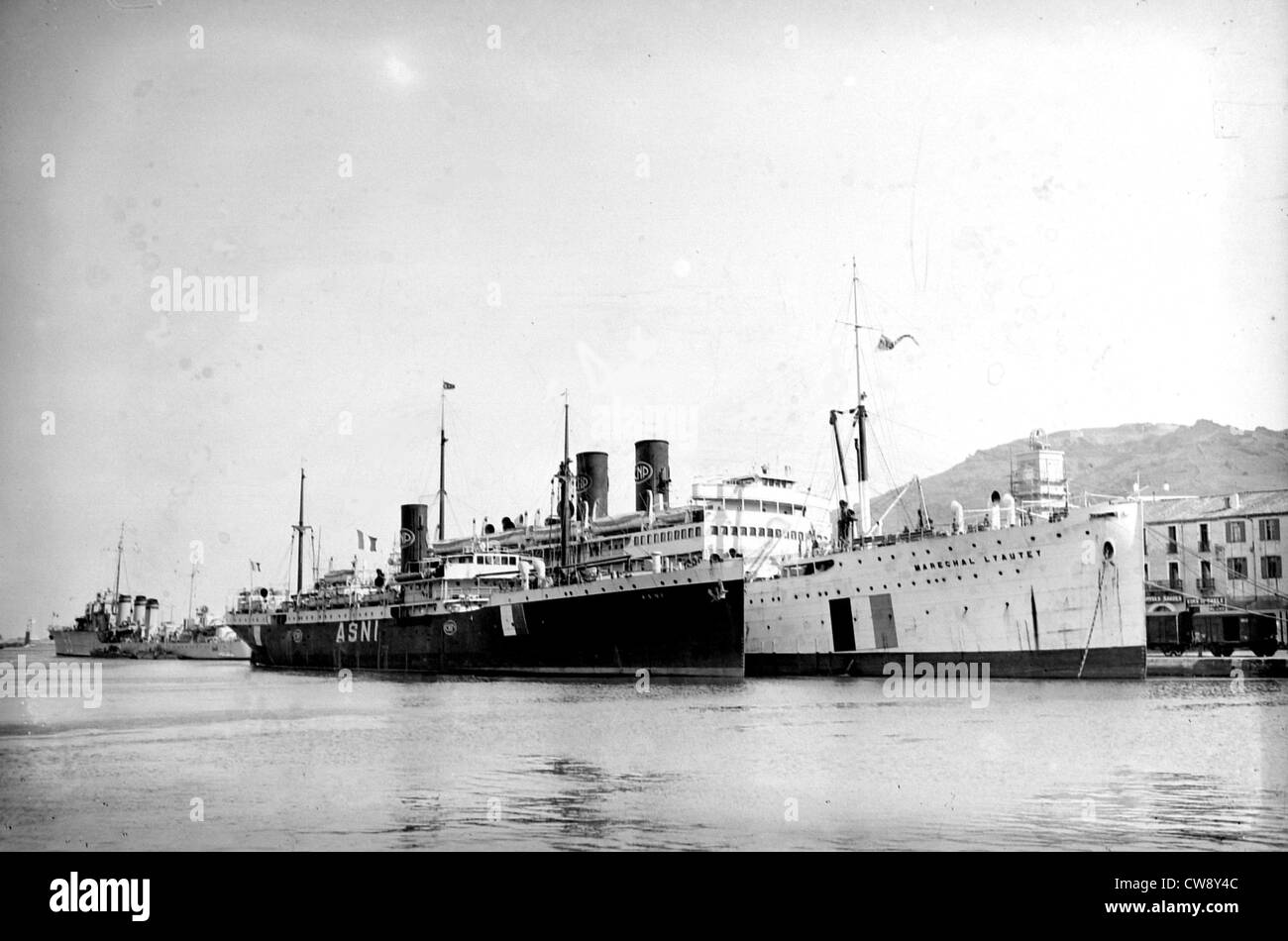 Spanish refugees. At Port-Vendres 'Maréchal Lyautey' hospital ship 'L'Asni' Stock Photo