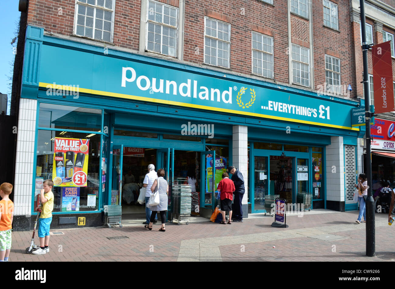 Poundland Store front, Walthem cross Stock Photo