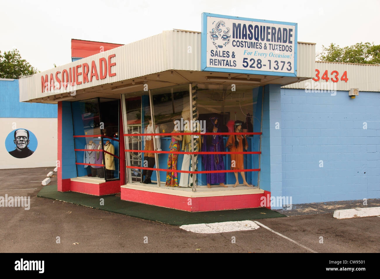 Disguise fancy dress masquerade High Resolution Stock Photography and Images Alamy