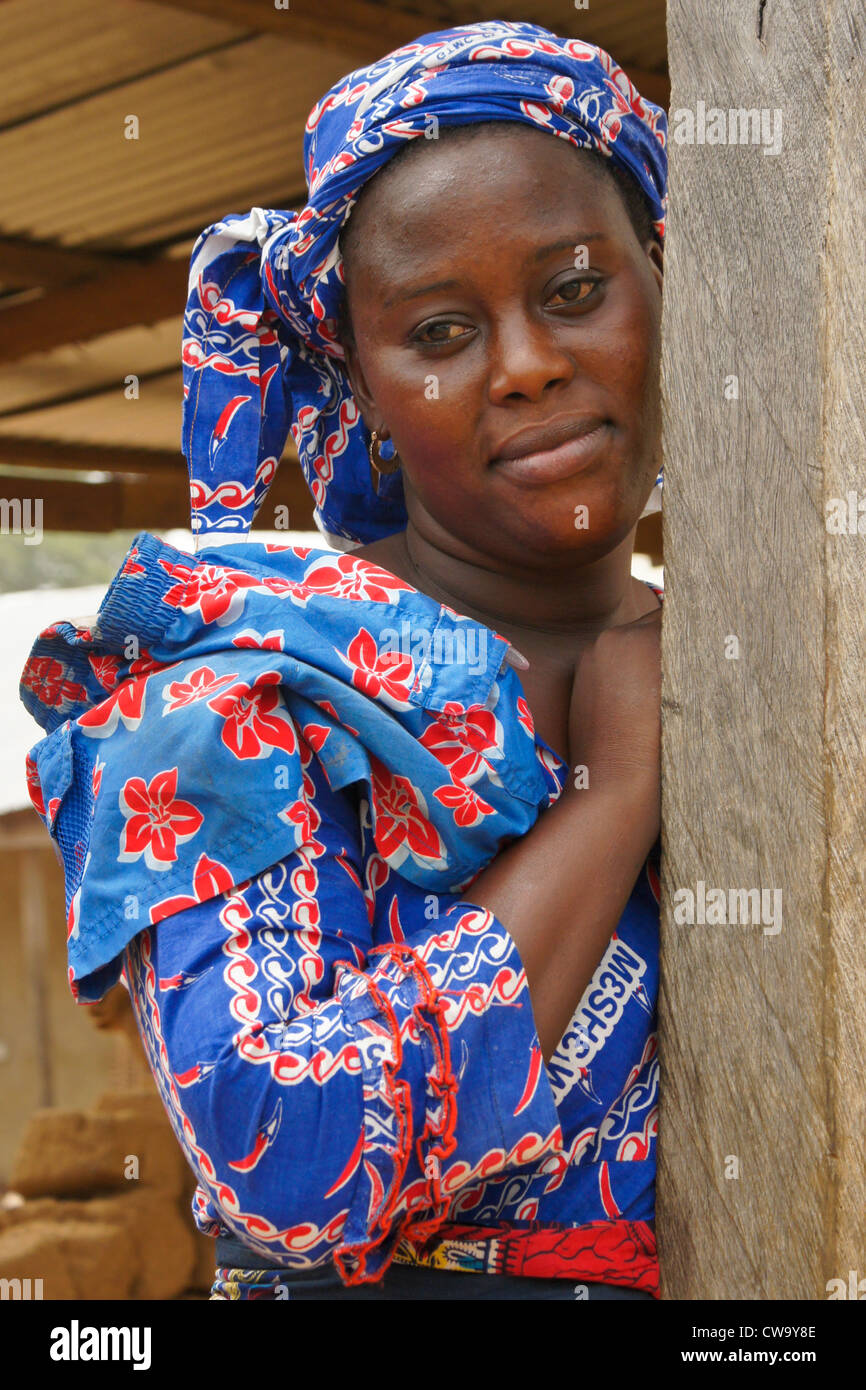 Ghana traditional dress hi-res stock photography and images - Alamy