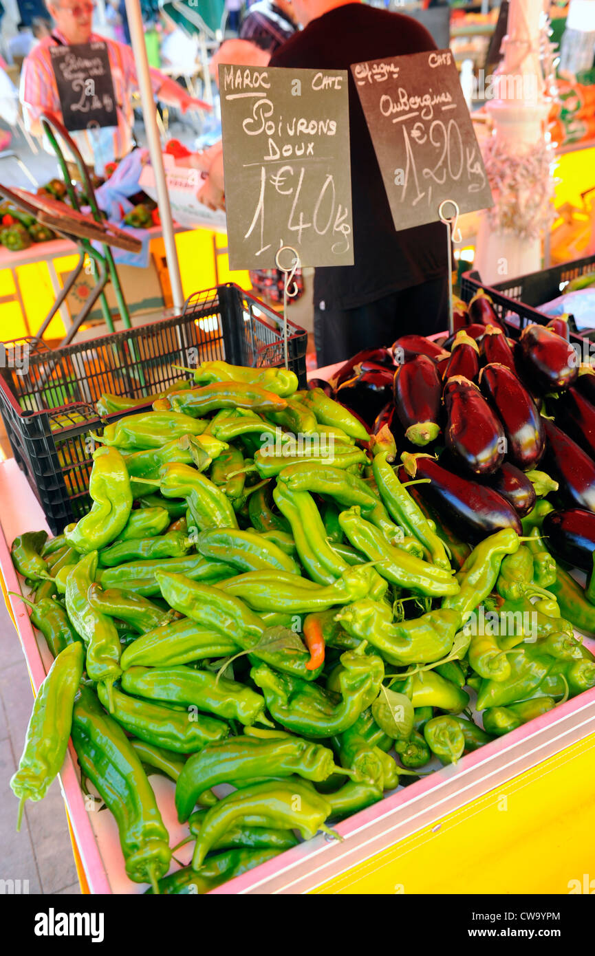 Hot food retailer hires stock photography and images Alamy