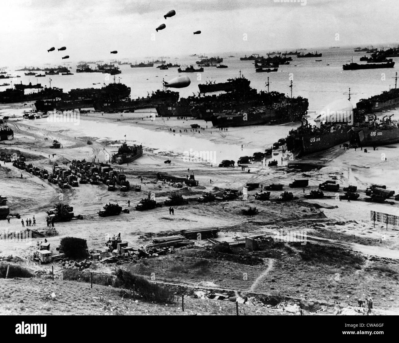 World War II, Normandy Beachhead invasion, France, June 6, 1944.. Courtesy: CSU Archives / Everett Collection Stock Photo