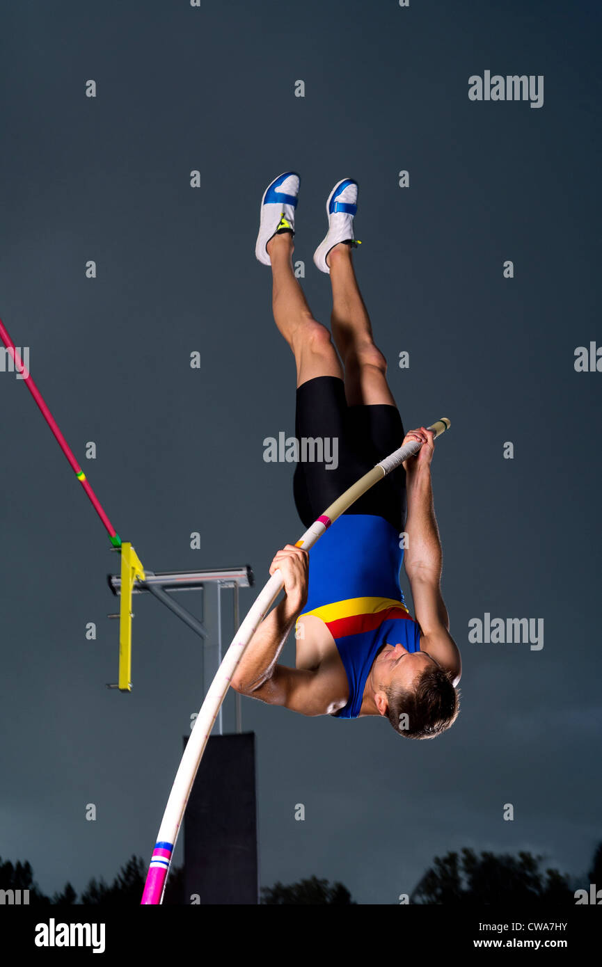 Young male pole vault athlete hires stock photography and images Alamy