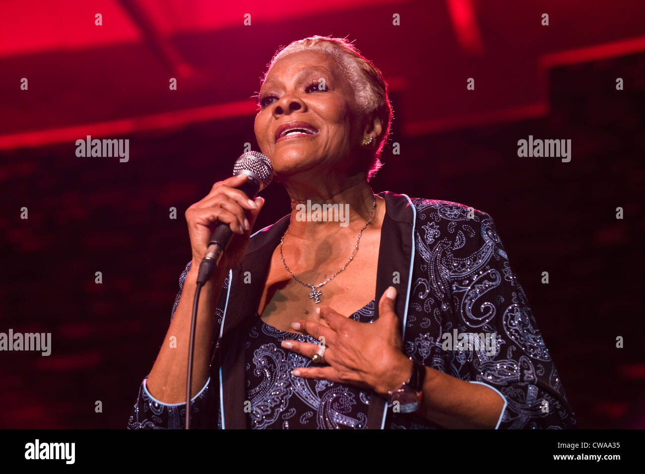 Dionne warwick hires stock photography and images Alamy