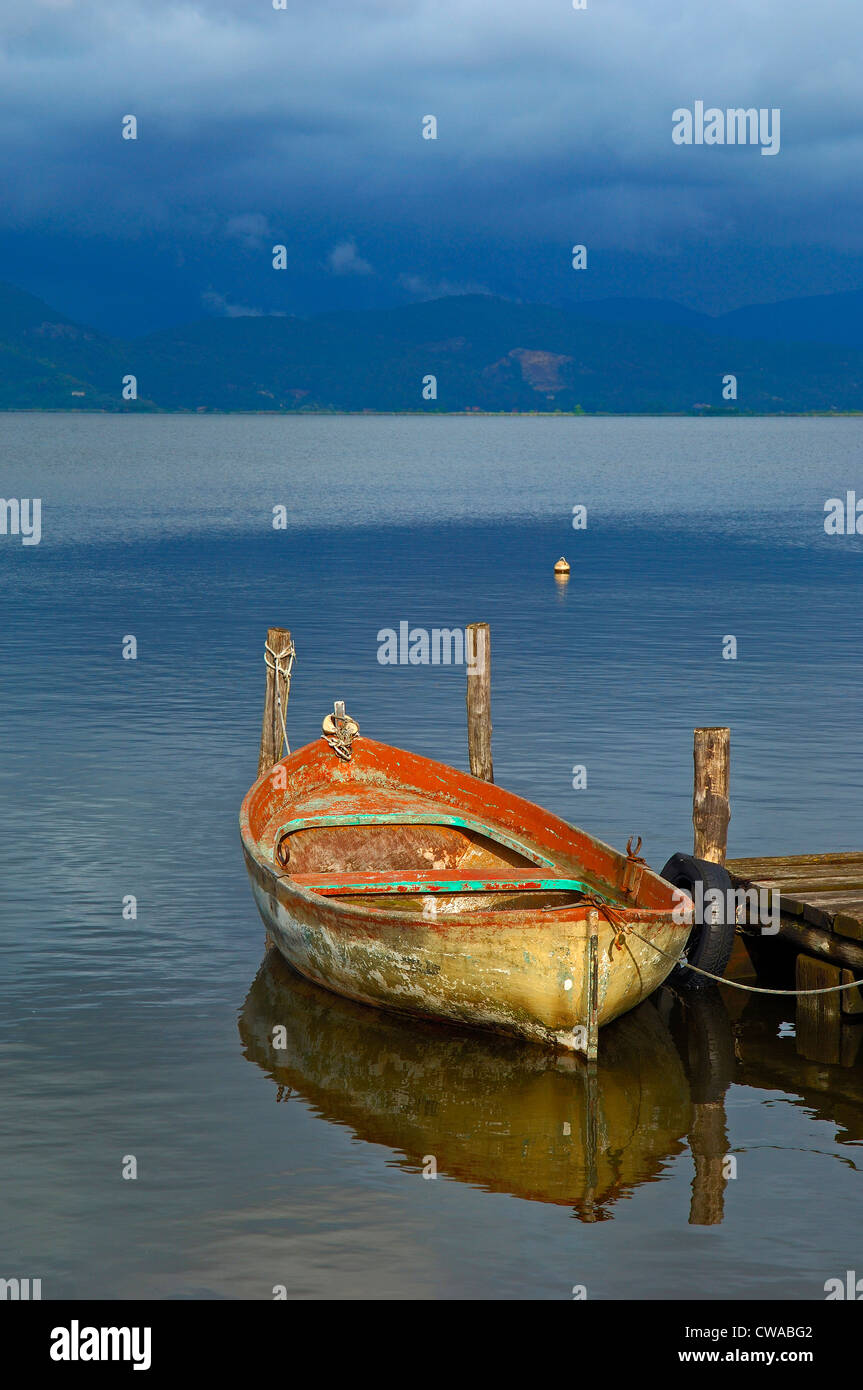Massaciuccoli lake lago di hi-res stock photography and images - Alamy