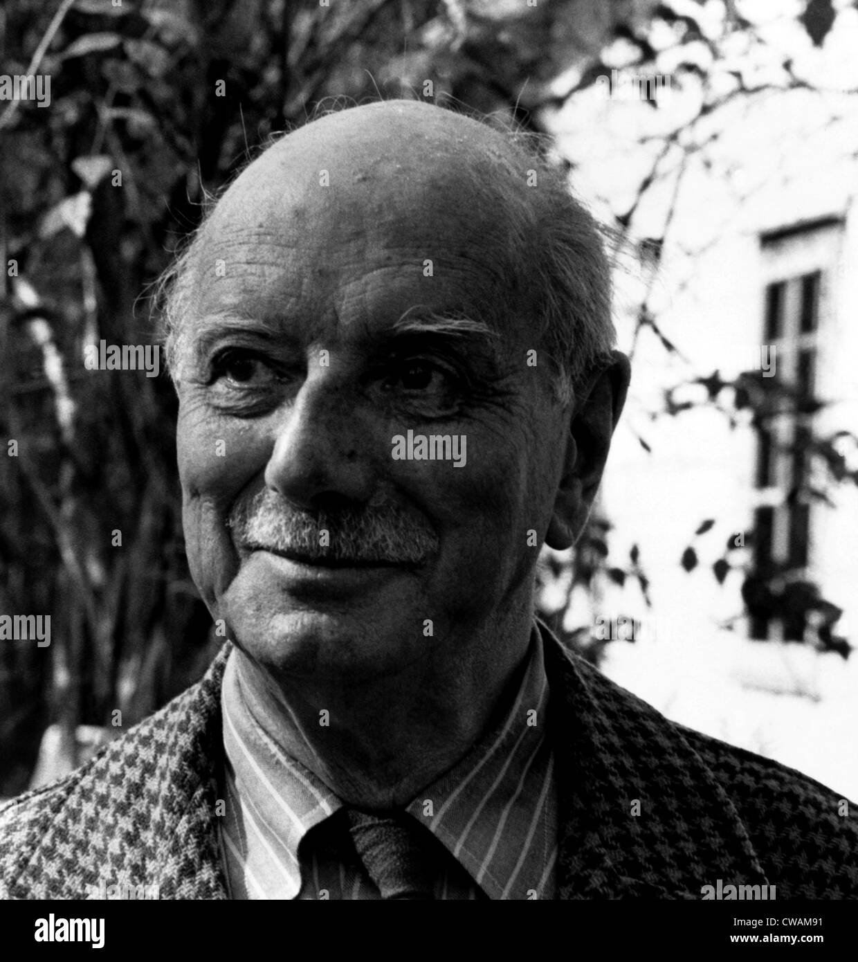 American social critic Lewis Mumford, (1895-1990), 1979.. Courtesy: CSU Archives / Everett Collection Stock Photo