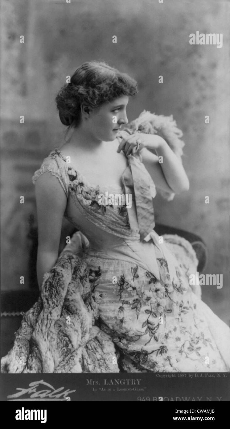 Lillie Langtry (1853-1929), in AS IN THE LOOKING GLASS. 1887. Stock Photo