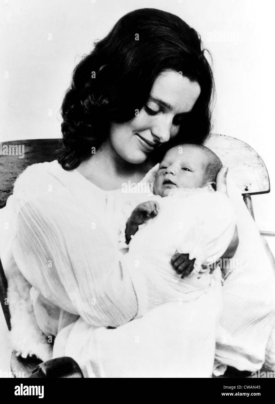 Margaret Trudeau, former wife of Pierre Trudeau, and one of their children, circa 1970s. Courtesy: CSU Archives/Everett Stock Photo