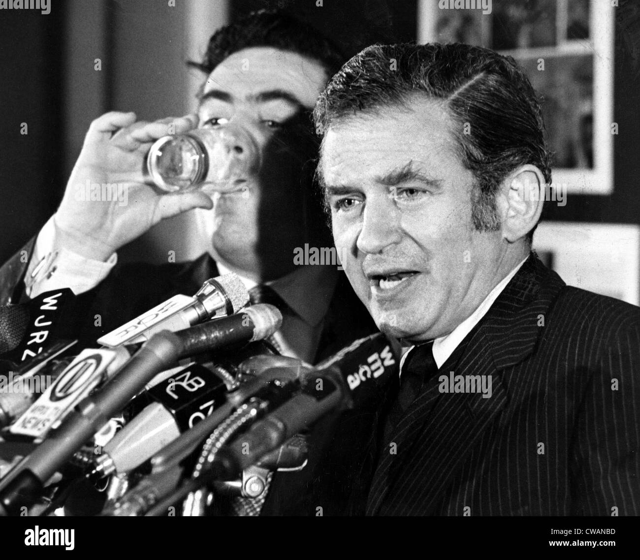 Norman Mailer announces his candidacy for mayor of New York City, with Jimmy Breslin, running for City Council president, 1969. Stock Photo