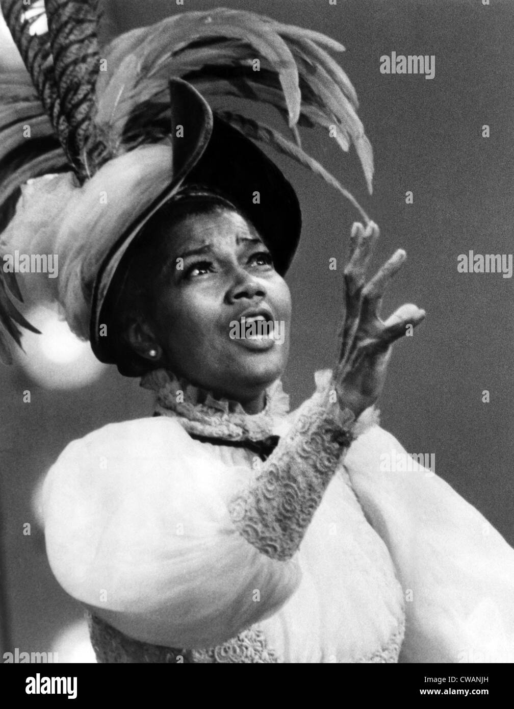 Pearl bailey hello dolly hi-res stock photography and images - Alamy