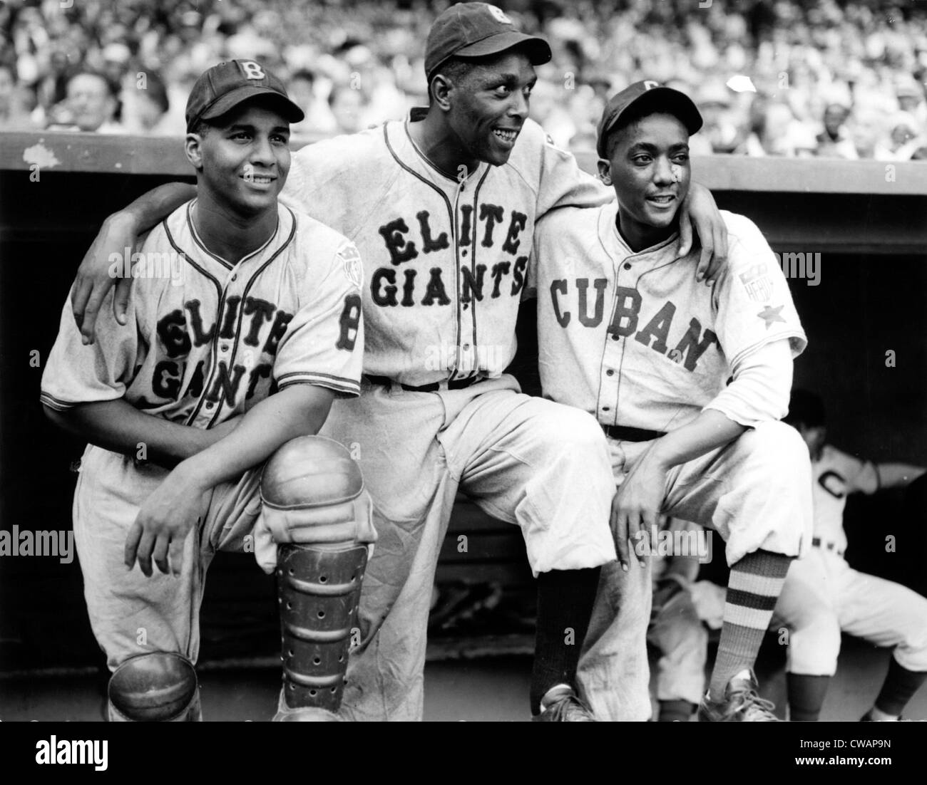 BASEBALL, (L), Catcher, Roy Campanella, with Sammy Hughes & Dave Barnhill, 8/18/42. Everett/CSU Archives. Stock Photo