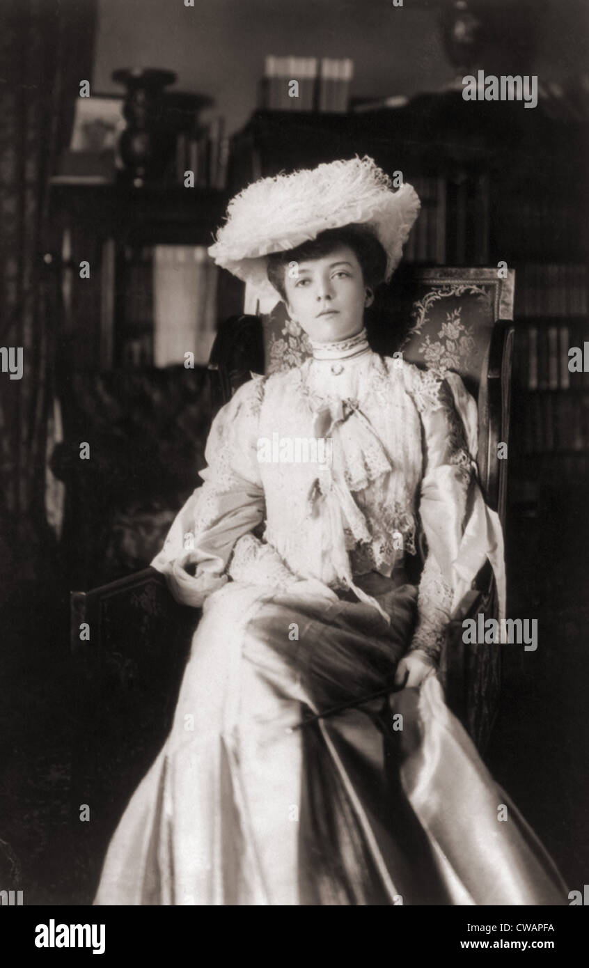 The gilded age fashion hi-res stock photography and images - Alamy