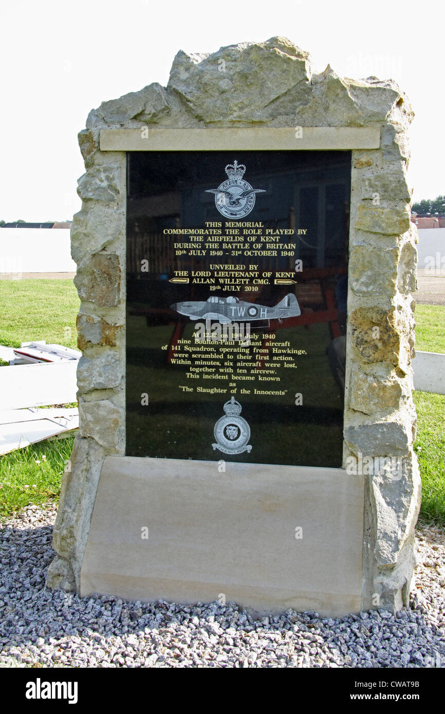 memorial stone at Rochester airport commemorating the role played by the airfields of Kent during the Battle of Britain Stock Photo