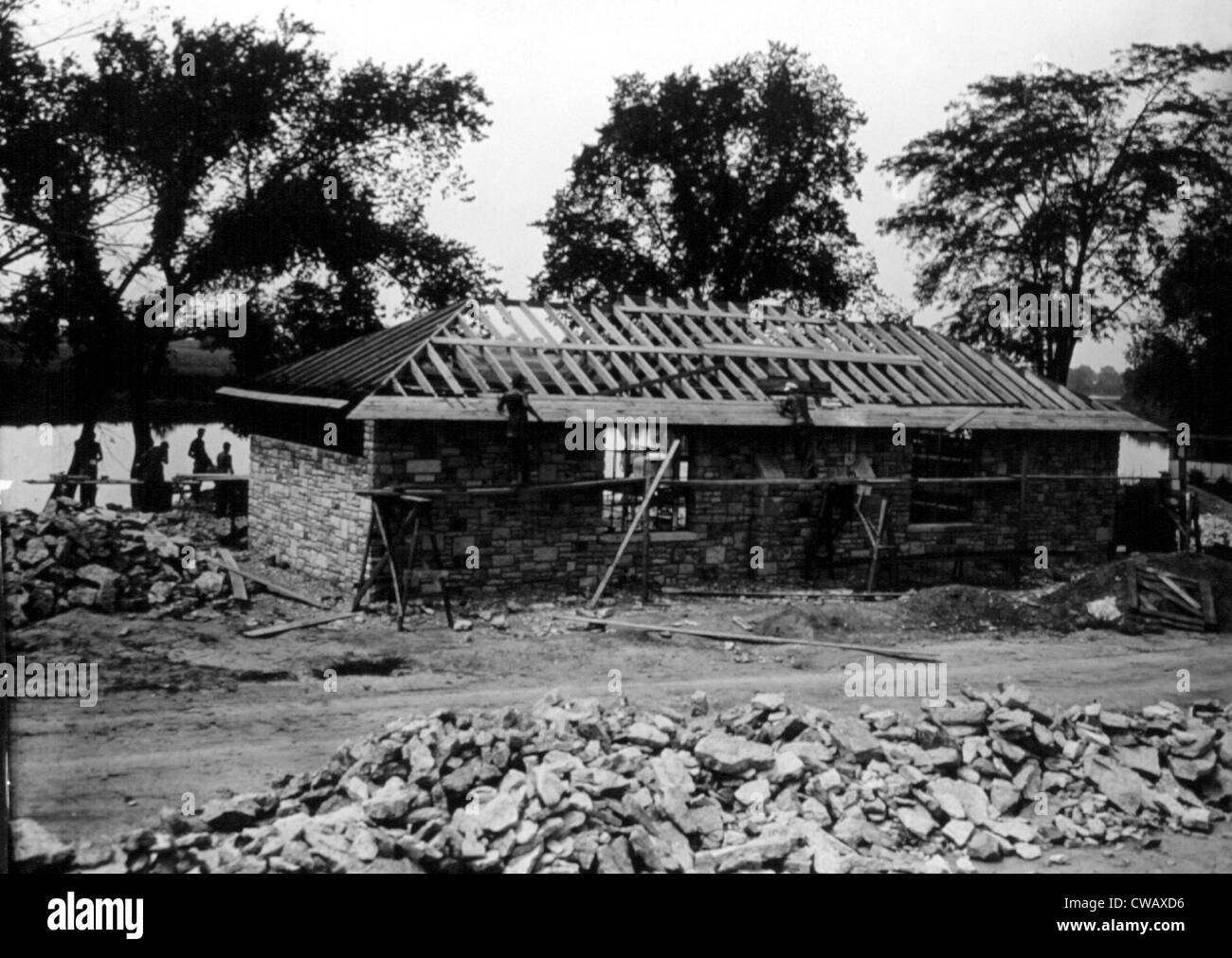 Great Depression, CCC (Civilian Conservation Core). Workers construct a sandstone and limestone house on the Maumee River, Stock Photo