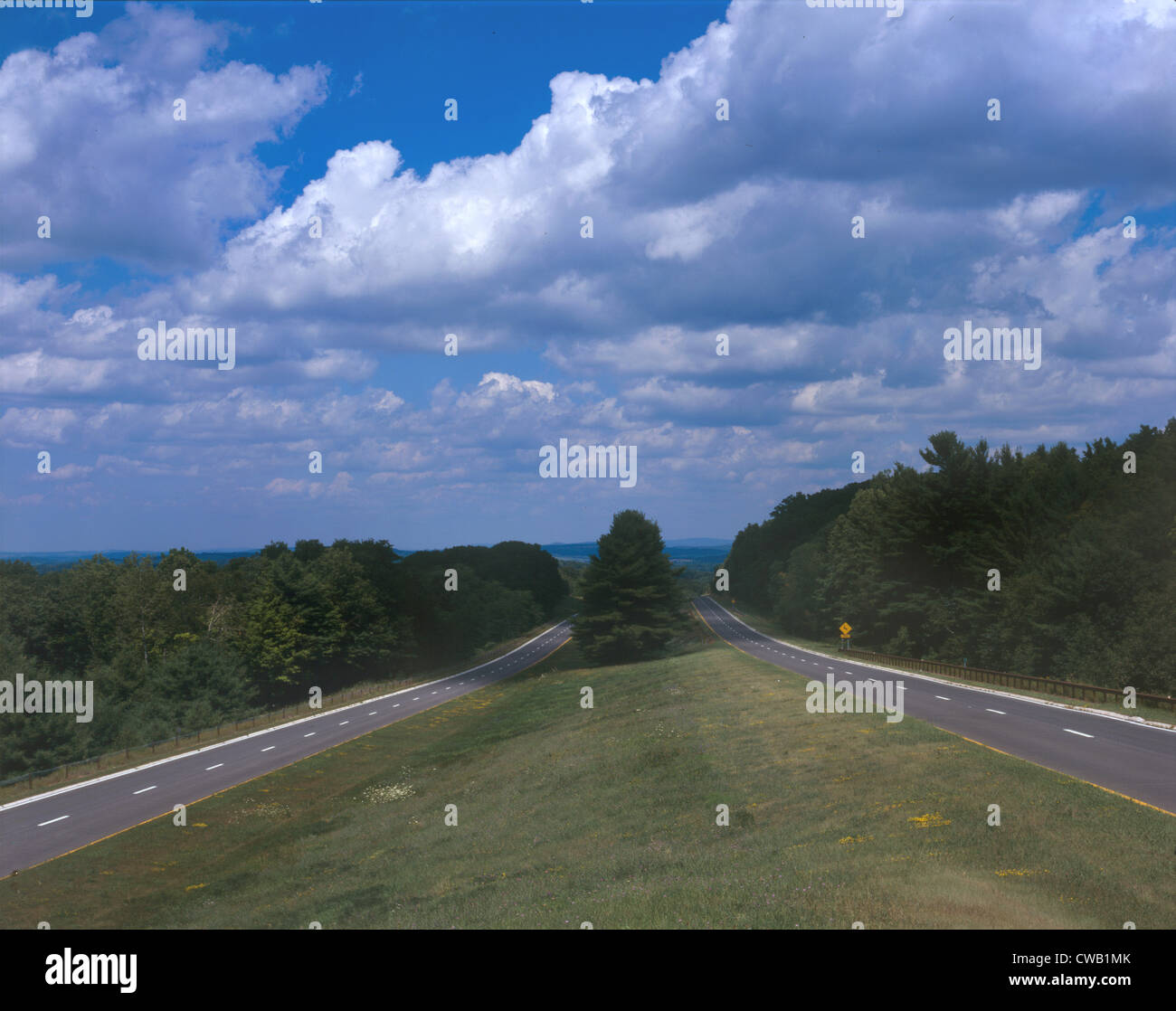 Taconic State Parkway, parkway view at wide median, the highway represents an important development in the evolution of Stock Photo