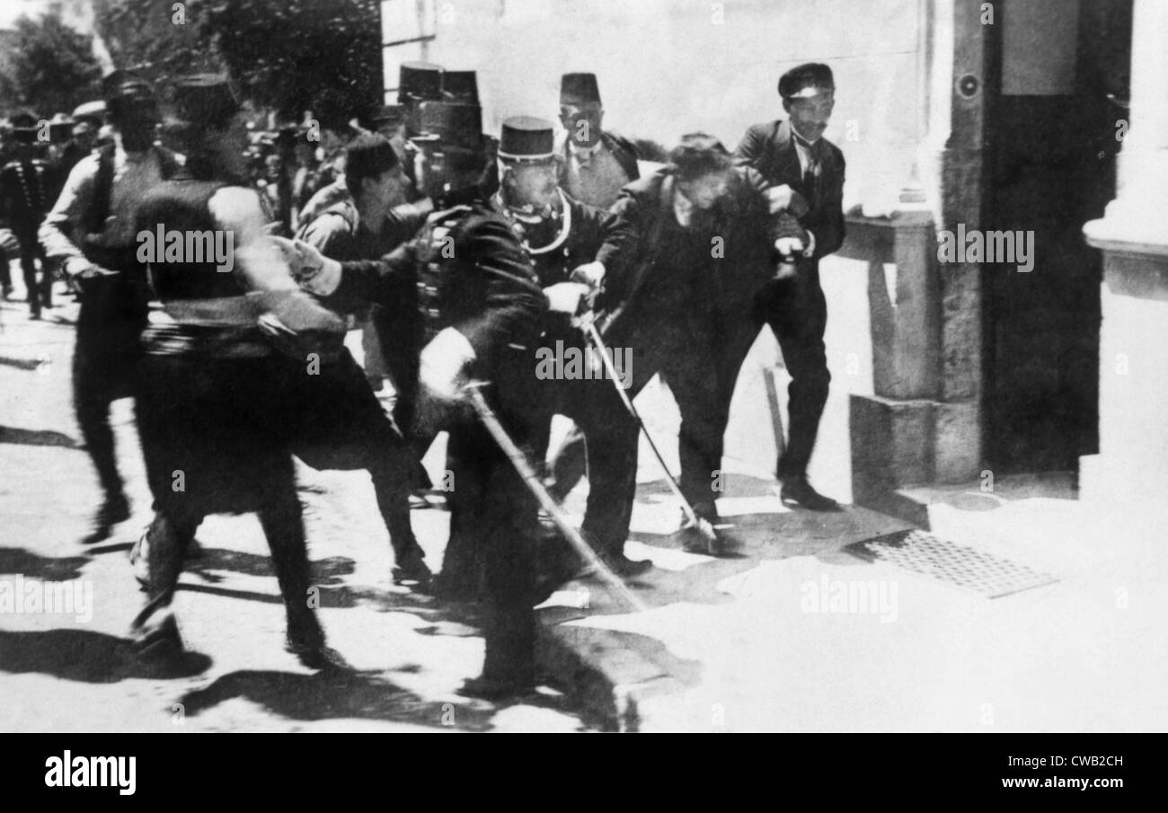 Franz Ferdinand - Right Action Official Video - YouTube