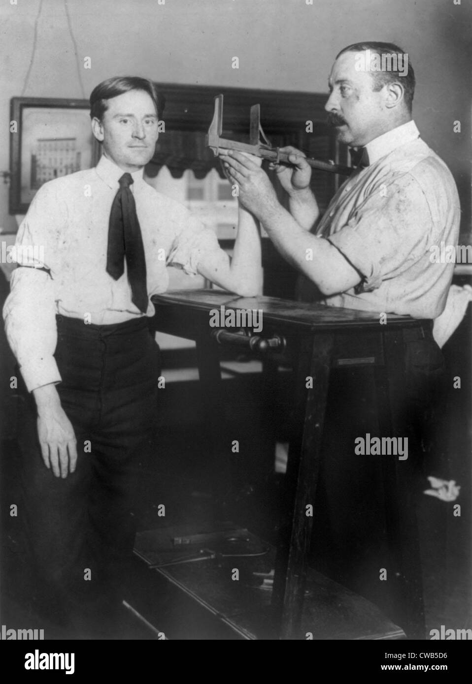 New York City, police department activities, taking bertillon