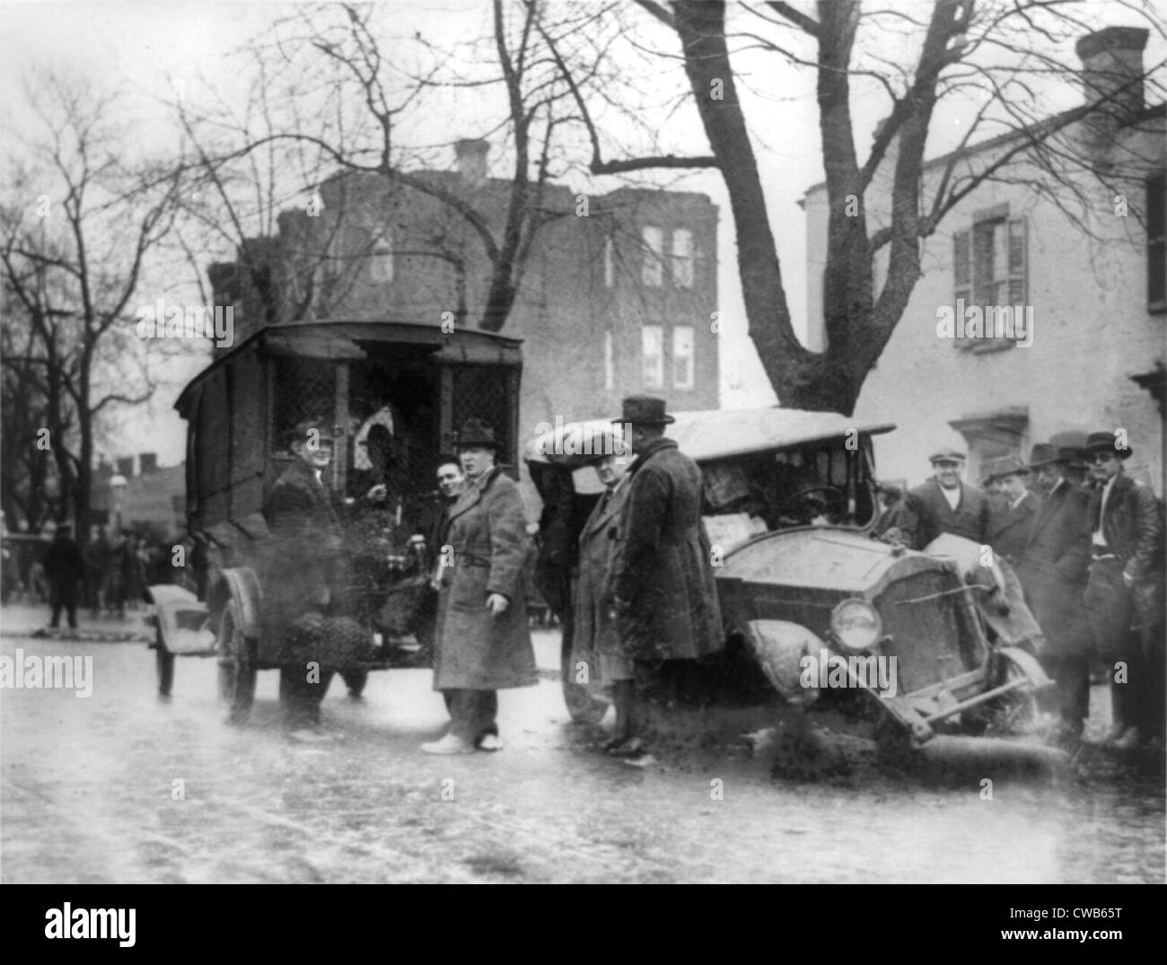 Bootlegging 1920s hi-res stock photography and images - Alamy
