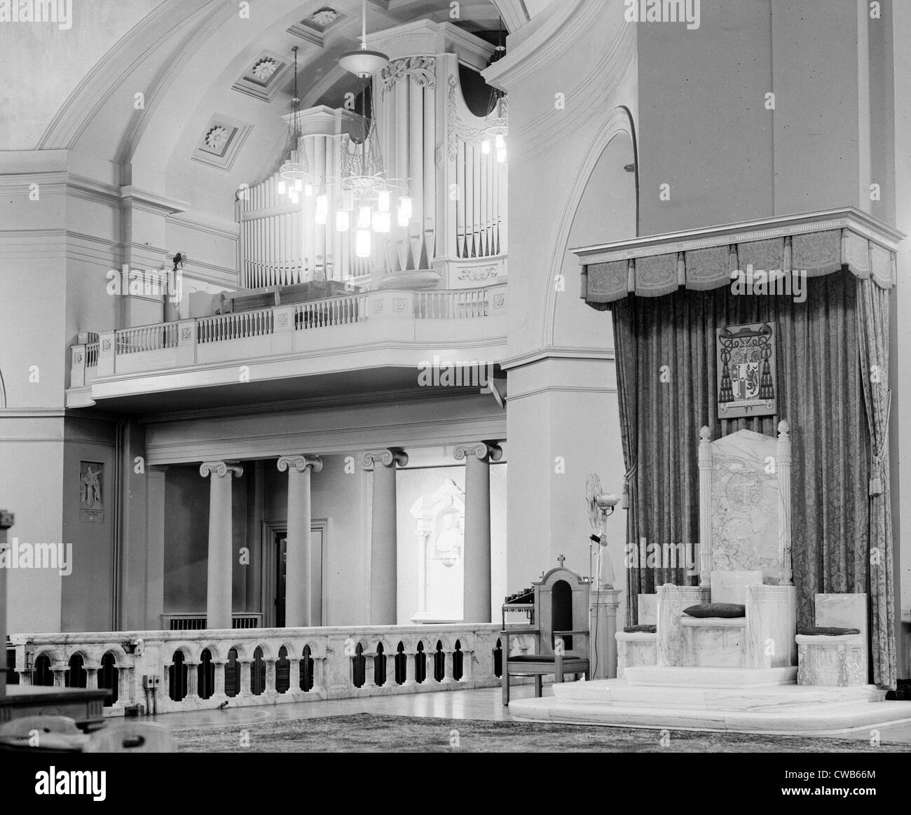 Roman Catholic Cathedral of Baltimore, designed by Benjamin Latrobe, Baltimore, MD 1936 Stock Photo